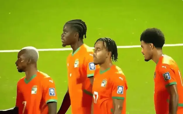 闪击破门, 突尼斯, 巴拉圭